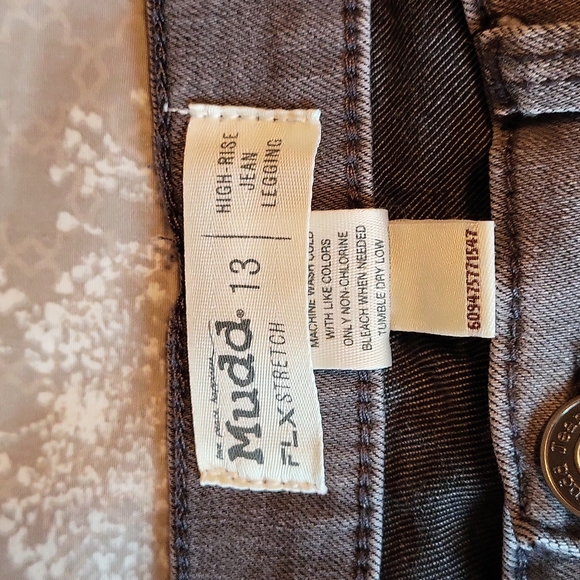 MUDD High rise Jean leggings.   Size 13. Gray.            B2 - Picture 7 of 7